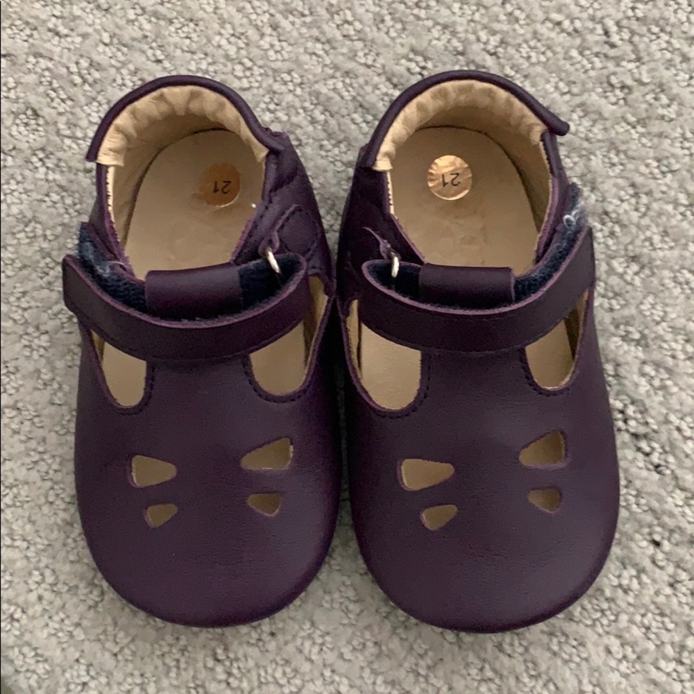 Young sole toddler shoes